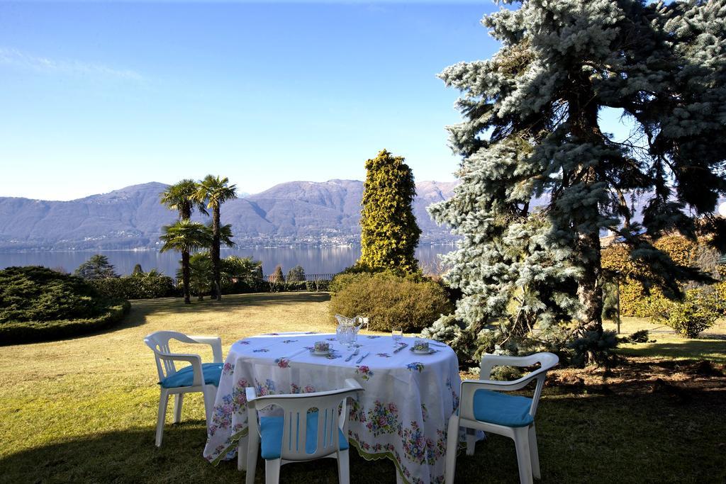 Villa Panorama Porto Valtravaglia Exterior photo